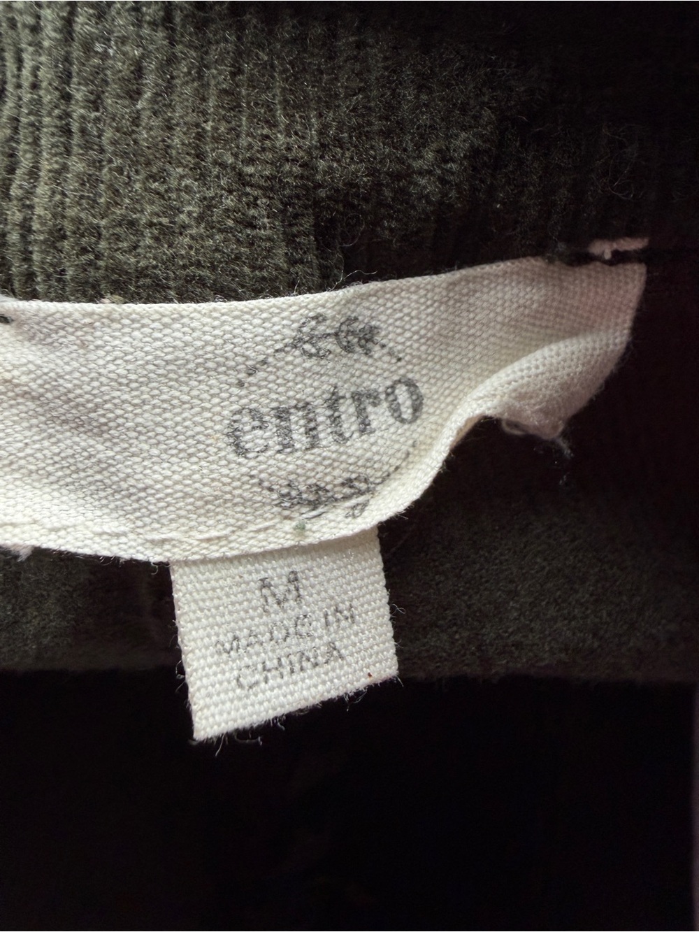 Entro Olive Green Corduroy Wide Leg Crop Pants Frayed Raw Hem Size Medium - Picture 9 of 12
